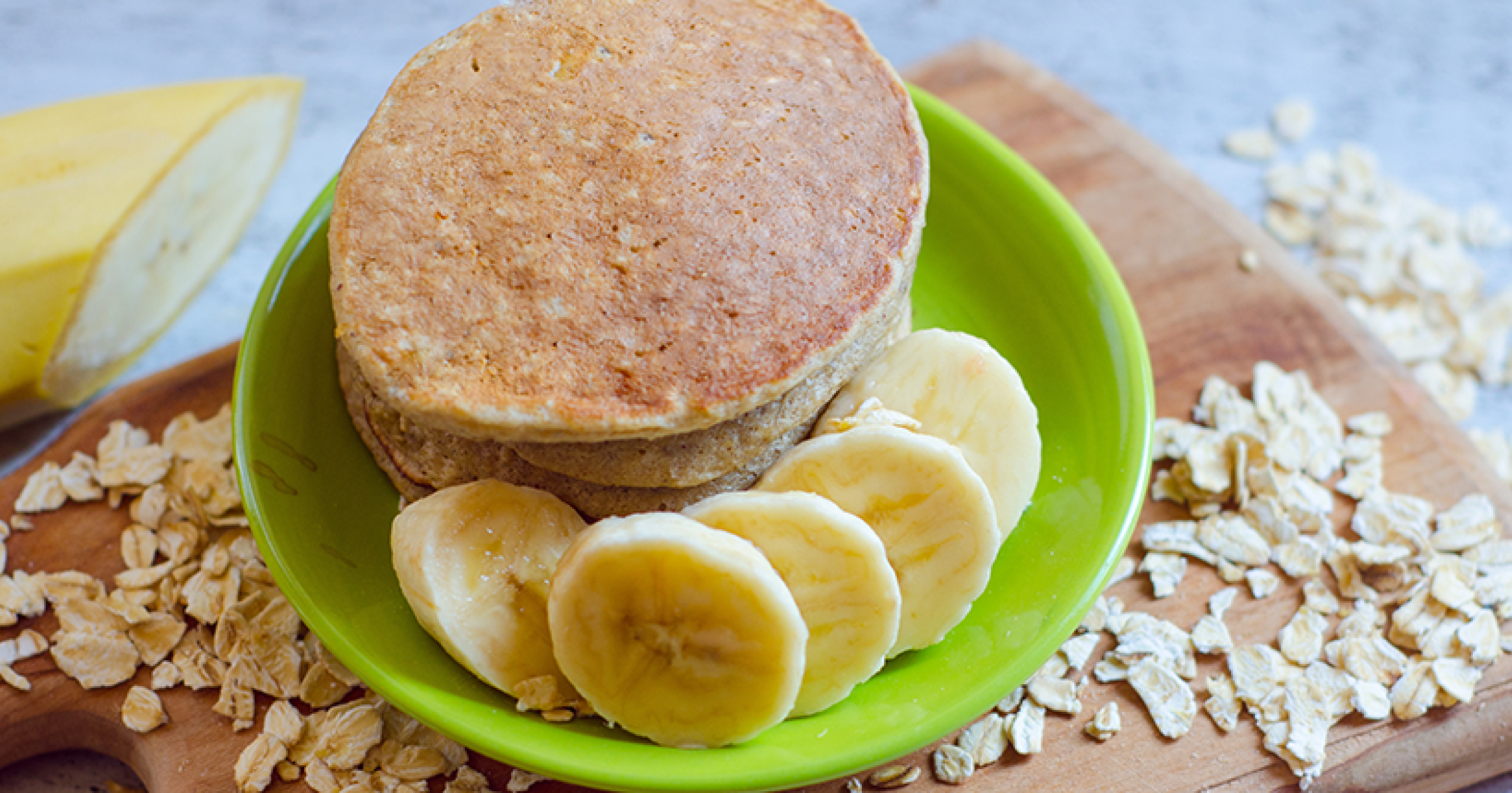 Simple Banana Oat Blender Pancakes | Appetite to Play